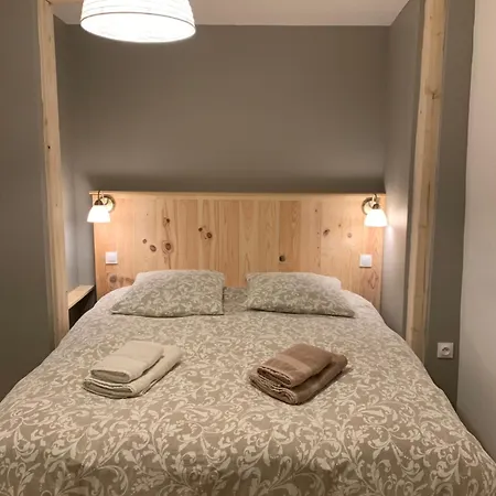 Du Clocher Dans Ancienne Maison Du Vignoble *